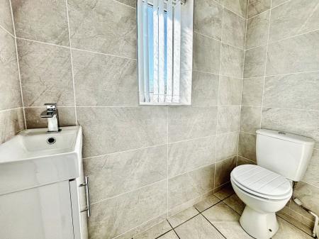 2 bedroom End of terrace house for sale in Allanville, Camperdown, Newcastle upon Tyne, NE12