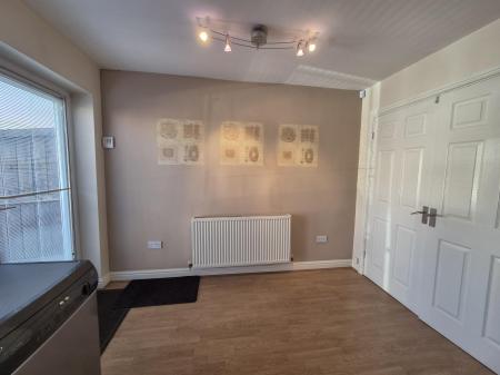 3 bedroom Terraced House to let in Birds Terrace, Sunderland, DH4