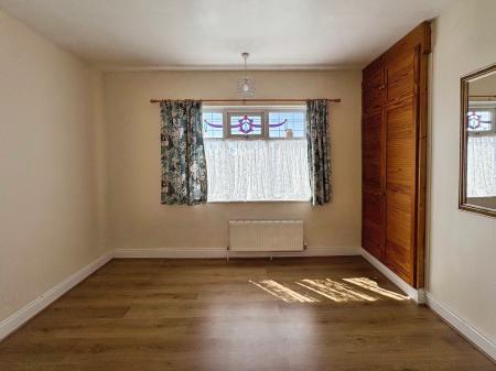 2 bedroom Semi-detached house for sale in Earls Drive, Denton Burn, Newcastle upon Tyne, NE15