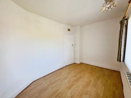 2 bedroom Semi-detached house for sale in Earls Drive, Denton Burn, Newcastle upon Tyne, NE15
