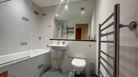 1 bedroom Flat for sale in City Quadrant, City Centre, Newcastle upon Tyne, NE1