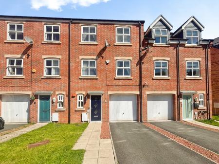 4 bedroom Terraced House for sale in Bishops Park Road, Felling, Gateshead, NE8