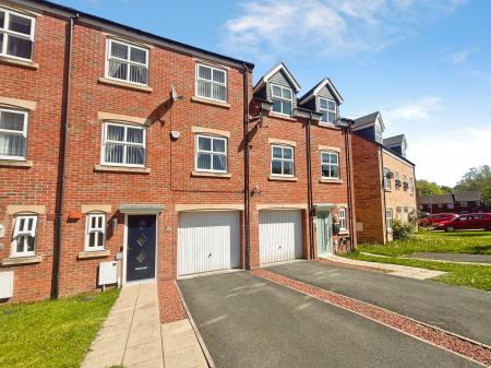 4 bedroom Terraced House for sale in Bishops Park Road, Felling, Gateshead, NE8