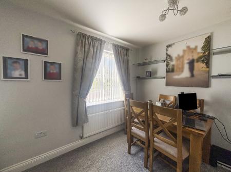 4 bedroom Terraced House for sale in Bishops Park Road, Felling, Gateshead, NE8