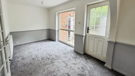 3 bedroom Terraced House to let in Gishford Way, Blakelaw, Newcastle upon Tyne, NE5