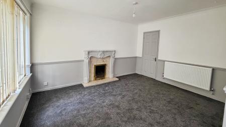 3 bedroom Terraced House to let in Gishford Way, Blakelaw, Newcastle upon Tyne, NE5