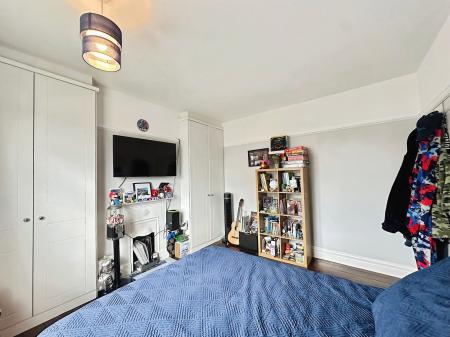 3 bedroom Semi-detached house for sale in The Drive, Benton, Newcastle upon Tyne, NE7