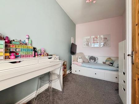 3 bedroom Semi-detached house for sale in Garthfield Corner, Westerhope, Newcastle upon Tyne, NE5