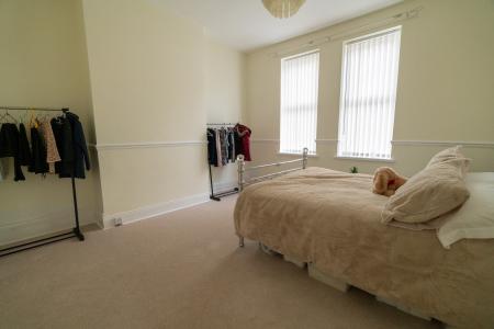 1 bedroom Flat for sale in Lansdowne Terrace, North Shields, North Shields, NE29