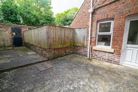 1 bedroom Flat for sale in Lansdowne Terrace, North Shields, North Shields, NE29