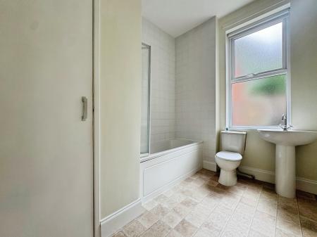 1 bedroom Flat for sale in Lansdowne Terrace, North Shields, North Shields, NE29
