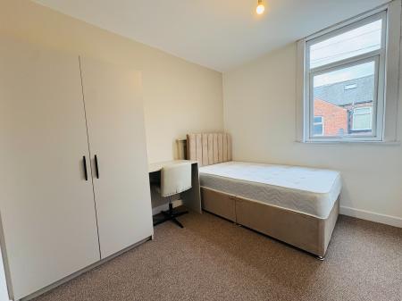1 bedroom House of Multiple Occupation to let in Park Lane, Darlington, DL1