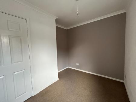 2 bedroom Flat to let in Ottringham Close, Dumpling Hall, Newcastle upon Tyne, NE15