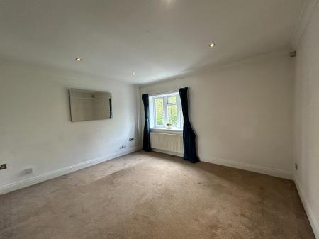 2 bedroom Flat to let in Ottringham Close, Dumpling Hall, Newcastle upon Tyne, NE15
