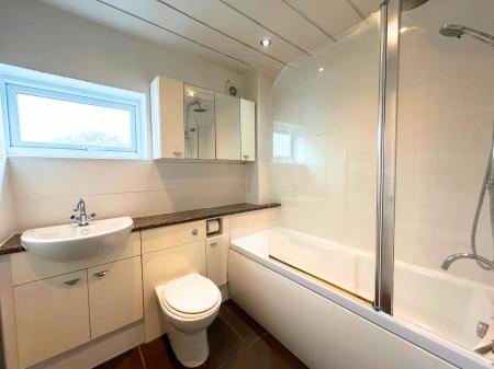 2 bedroom Flat to let in Ottringham Close, Dumpling Hall, Newcastle upon Tyne, NE15