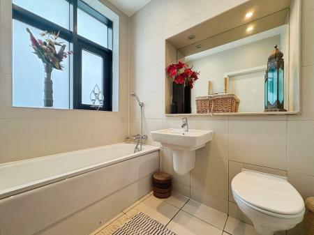 2 bedroom Town house for sale in Lime Square, City Centre, Newcastle upon Tyne, NE1
