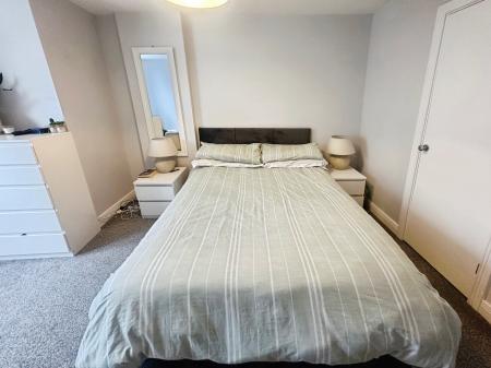 1 bedroom Flat for sale in Worsdell Drive, Gateshead, NE8