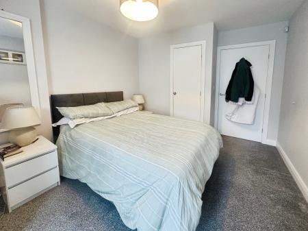 1 bedroom Flat for sale in Worsdell Drive, Gateshead, NE8