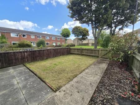 2 bedroom Terraced House to let in Chirton Hill Drive, North Shields, NE29