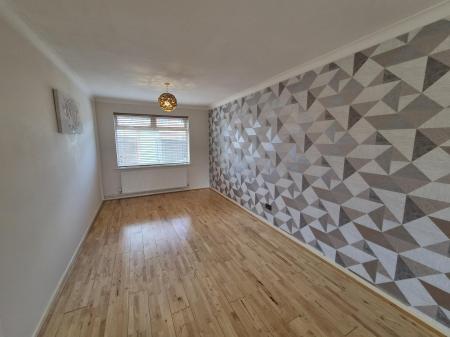 2 bedroom Terraced House to let in Chirton Hill Drive, North Shields, NE29