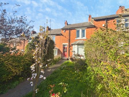2 bedroom Terraced House for sale in Derwent Gardens, Low Fell, Gateshead, NE9