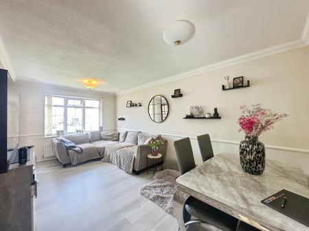 2 bedroom Bungalow for sale in Chelford Close, Wallsend, Newcastle upon Tyne, NE28
