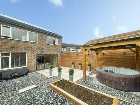 3 bedroom End of terrace house for sale in Garth Twenty Two, Killingworth, Newcastle upon Tyne, NE12