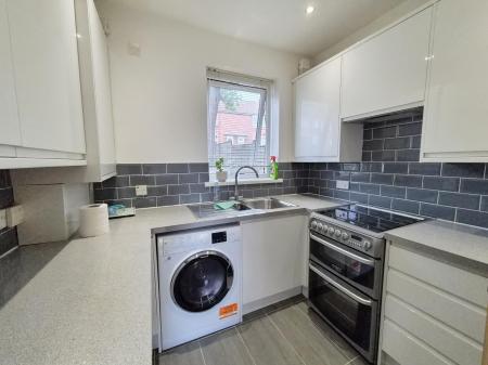 3 bedroom Terraced House to let in Lismore Place, Newcastle upon Tyne, NE15