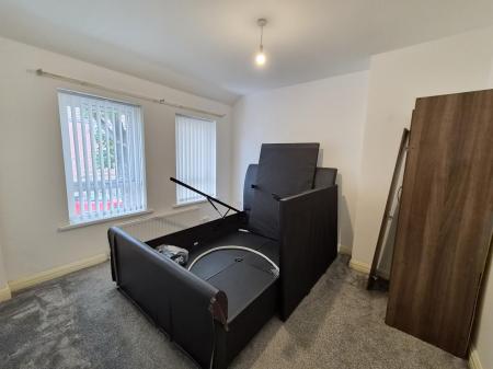 3 bedroom Terraced House to let in Lismore Place, Newcastle upon Tyne, NE15