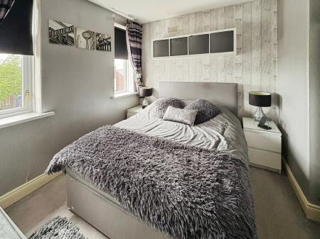 2 bedroom Flat for sale in Whickham View, Denton Burn, Newcastle upon Tyne, NE15