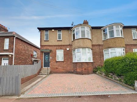 2 bedroom Flat for sale in Whickham View, Denton Burn, Newcastle upon Tyne, NE15