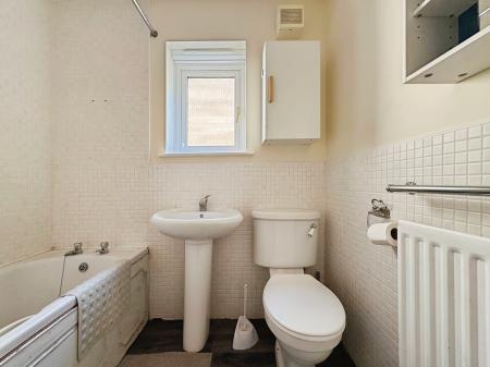 3 bedroom Semi-detached house for sale in Stapleford Close, Slatyford, Newcastle upon Tyne, NE5