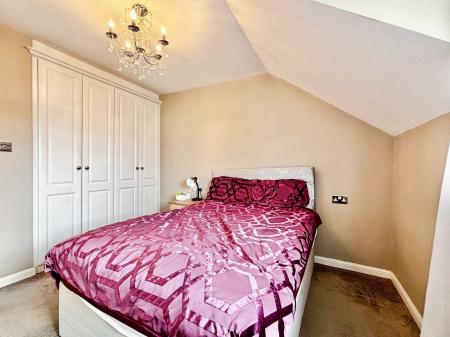2 bedroom Semi-detached house for sale in Greenhills, Killingworth, Newcastle upon Tyne, NE12
