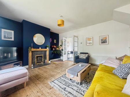 2 bedroom Terraced House for sale in The Quadrant, North Shields, North Shields, NE29