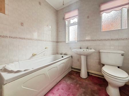 3 bedroom Terraced House for sale in Hayleazes Road, Denton Burn, Newcastle upon Tyne, NE15