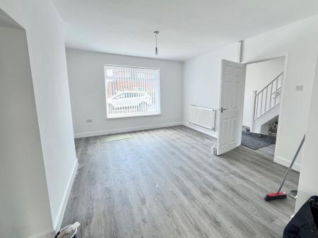 3 bedroom Semi-detached house to let in Morwick Road, North Shields, NE29