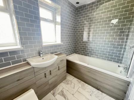 3 bedroom Semi-detached house to let in Morwick Road, North Shields, NE29