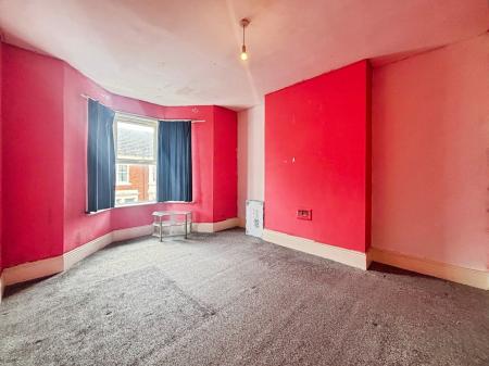 5 bedroom Terraced House for sale in Hampstead Road, Elswick, Newcastle upon Tyne, NE4