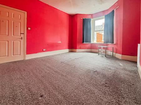 5 bedroom Terraced House for sale in Hampstead Road, Elswick, Newcastle upon Tyne, NE4