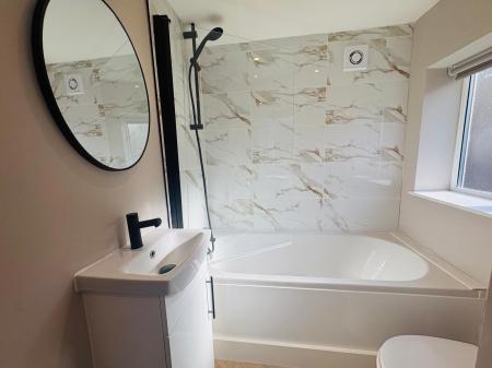 1 bedroom House of Multiple Occupation to let in Sunderland Road, Gateshead, NE8