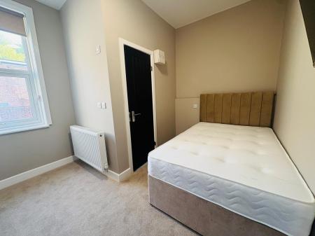1 bedroom House of Multiple Occupation to let in Sunderland Road, Gateshead, NE8