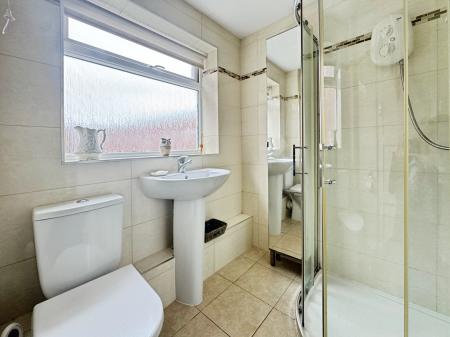 2 bedroom Flat for sale in Queen Alexandra Road, North Shields, North Shields, NE29