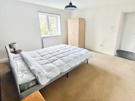 2 bedroom Flat for sale in Pennine Way, Longbenton, Newcastle upon Tyne, NE12