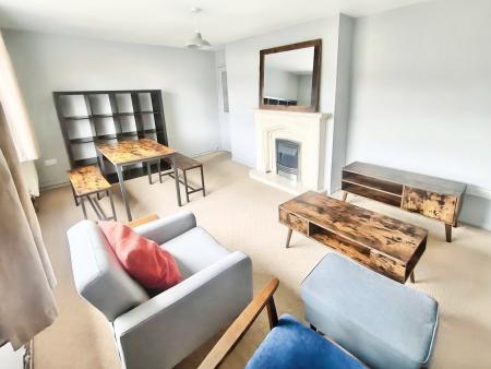 2 bedroom Flat for sale in Pennine Way, Longbenton, Newcastle upon Tyne, NE12