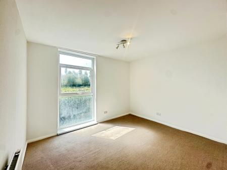 3 bedroom End of terrace house for sale in Links Green Walk, Gosforth, Newcastle upon Tyne, NE3