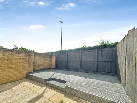 3 bedroom End of terrace house for sale in Links Green Walk, Gosforth, Newcastle upon Tyne, NE3