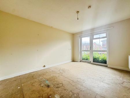 1 bedroom Flat for sale in St John's Walk, Chirton, North Shields, NE29