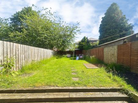 2 bedroom Terraced House for sale in Whickham View, Denton Burn, Newcastle upon Tyne, NE15