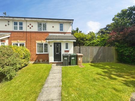 3 bedroom Terraced House for sale in Gardner Park, North Shields, North Shields, NE29