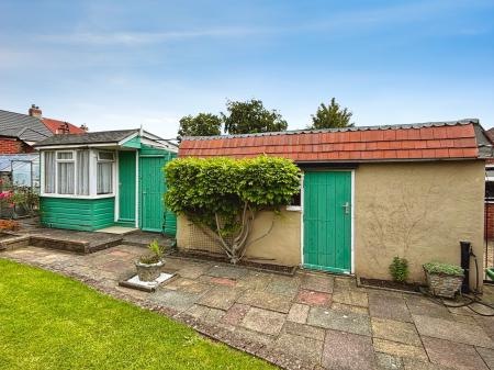 2 bedroom Semi-detached bungalow for sale in Debdon Gardens, Heaton, Newcastle upon Tyne, NE6